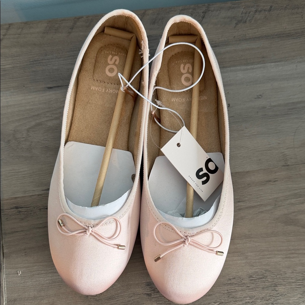 SO Pink Bow Ballet Flats